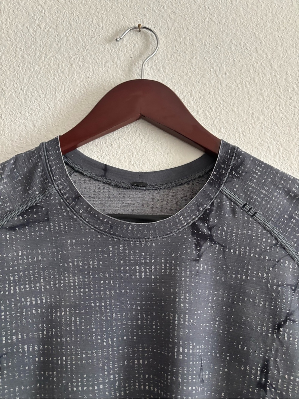 lululemon athletica Men's Crewneck Sweater - Gray with Micro Dot Pattern